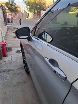 ميتسوبيشي اوتلاندر
